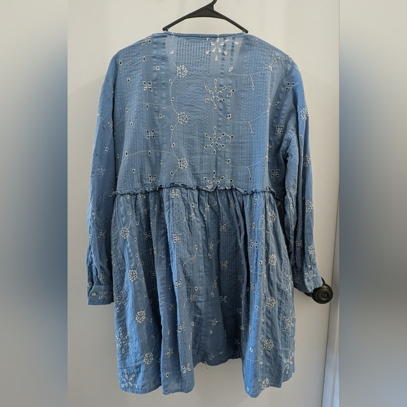 ZARA Eyelet Dress - Picture 5 of 6